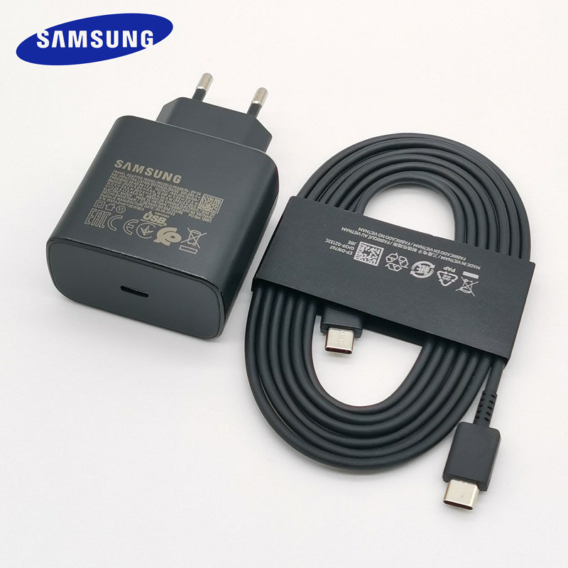 45W USB-C Fast Charger — Compact Travel Adapter